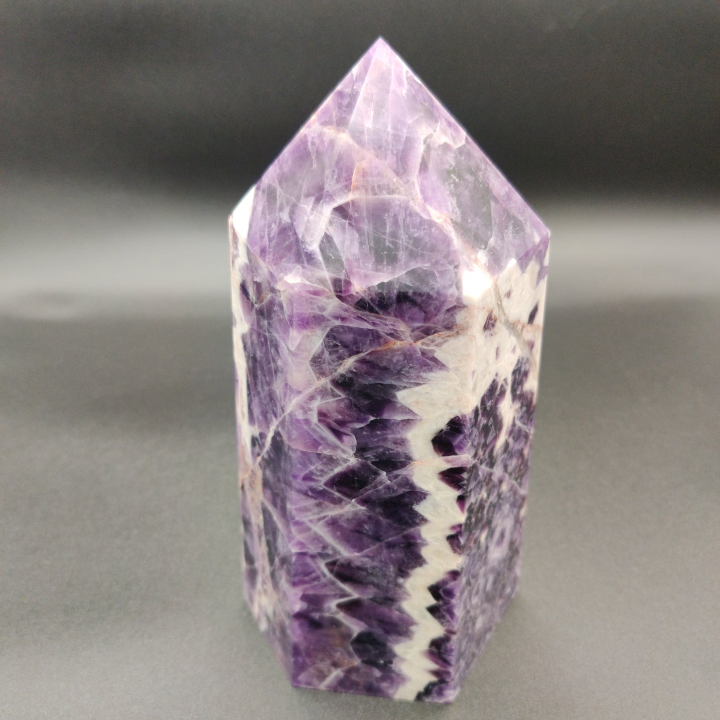 Dream Amethyst Tower 4.21 lbs (1908g)