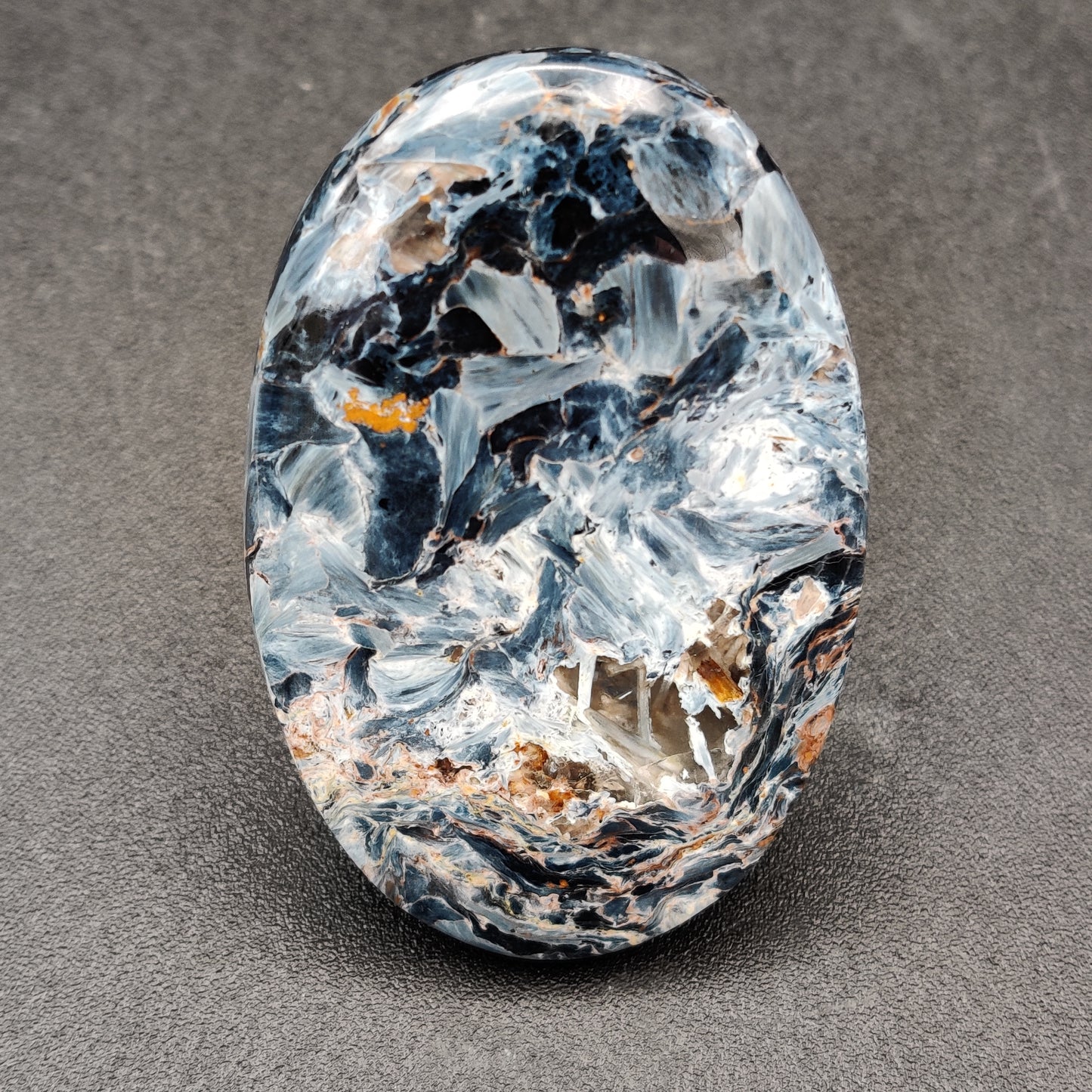 Pietersite Cabochon 86.3 carats (17.26g)