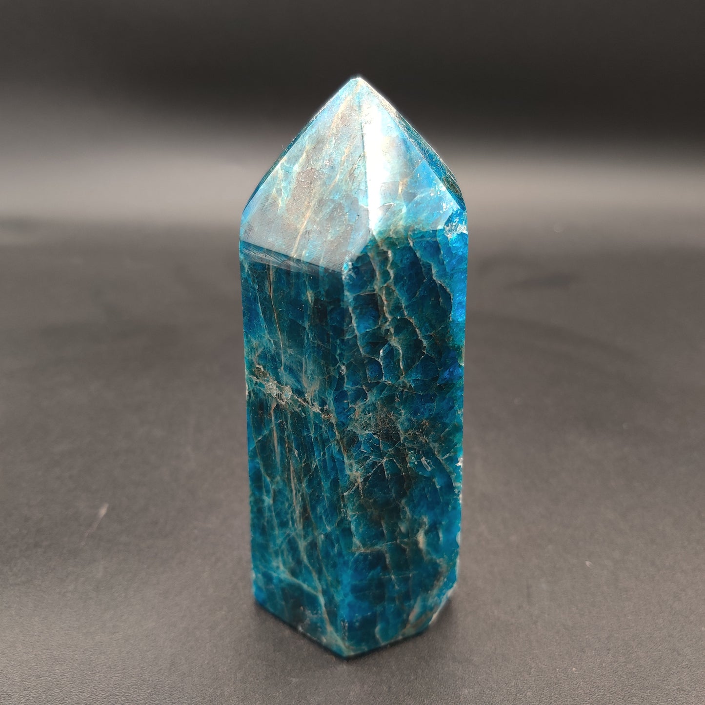 Blue Apatite Tower 1.12 lbs (508g)