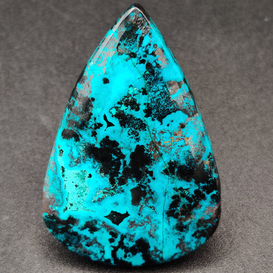 Chrysocolla Cabochon 103.65 carats (20.73g)